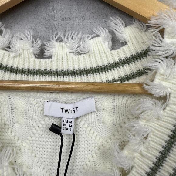 NWT Twist Ecru White Fringe Trim Cable Knit Sweater Sz S Unisex Sleeveless Y2K - Picture 3 of 10
